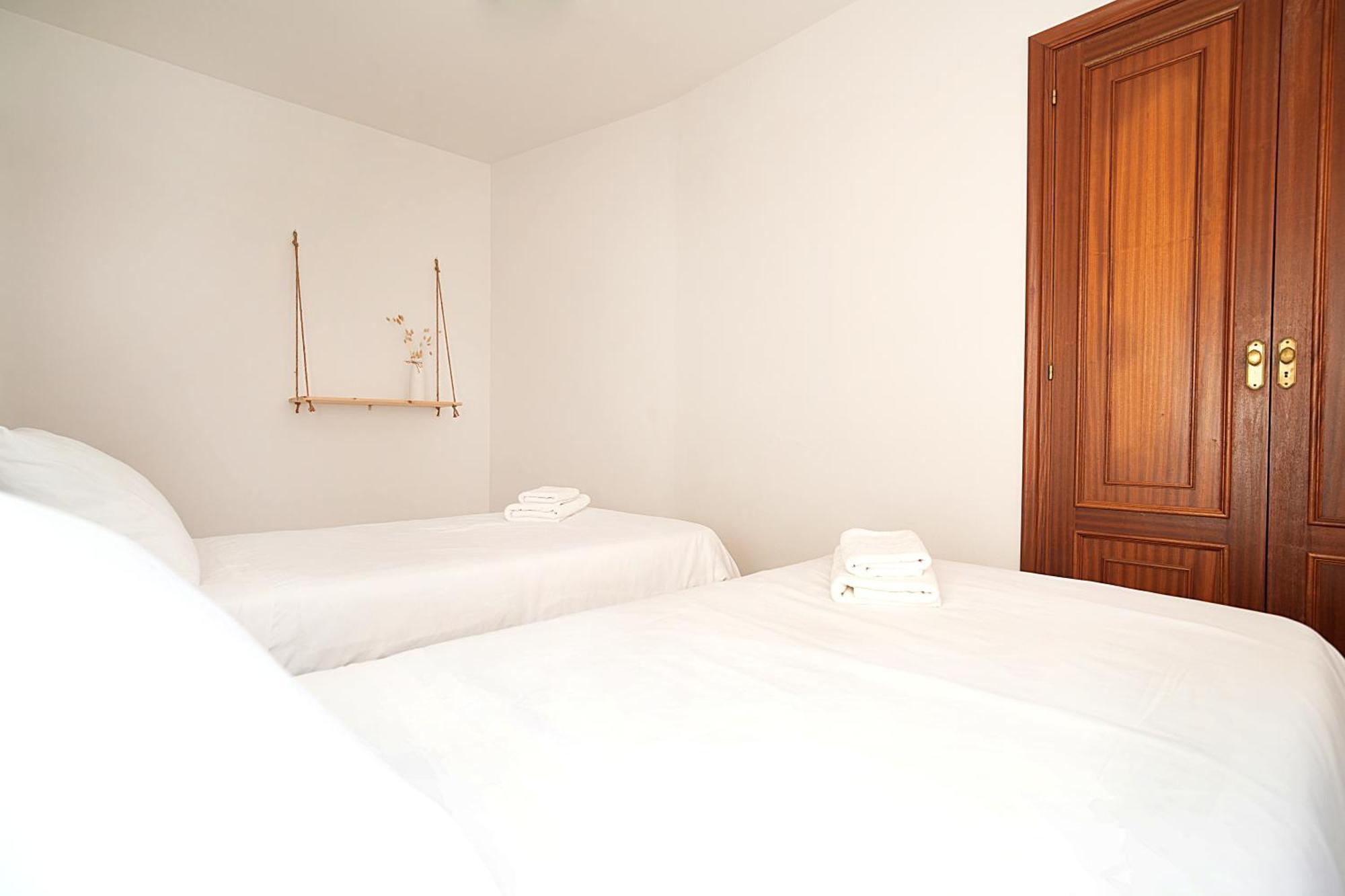 De Playa En Con Parking Apartment